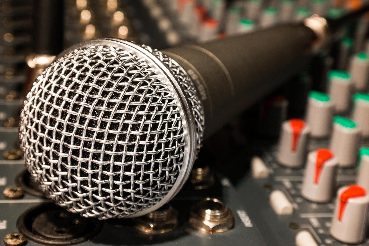 singing microphone