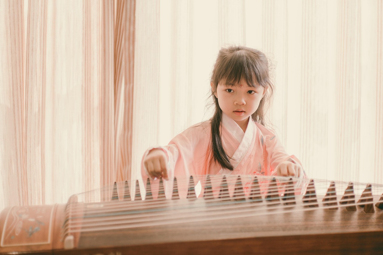 child piano playing