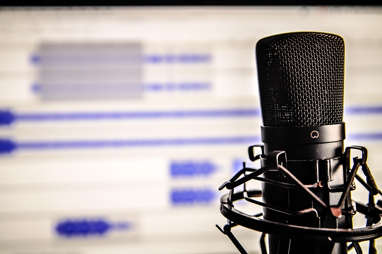 Tools Gratis untuk Editing Podcast di Laptop yang Hasilnya Profesional